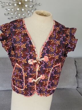 dolan Floral Toggle Crop Top in Purple and Pink